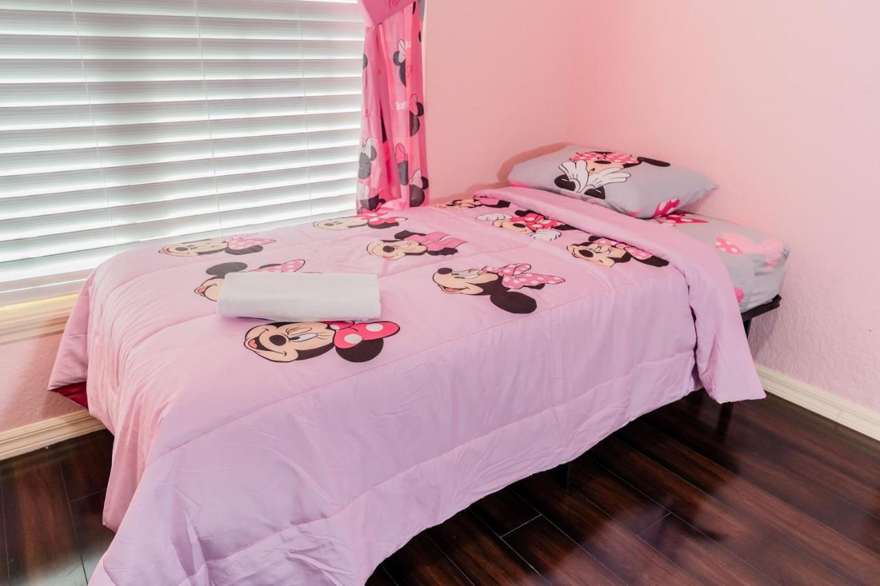 Home In Davenport Cheerful 4-Bedroom With Pool Kültér fotó