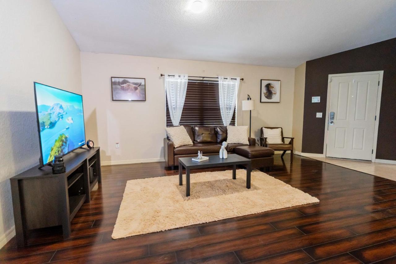 Home In Davenport Cheerful 4-Bedroom With Pool Kültér fotó