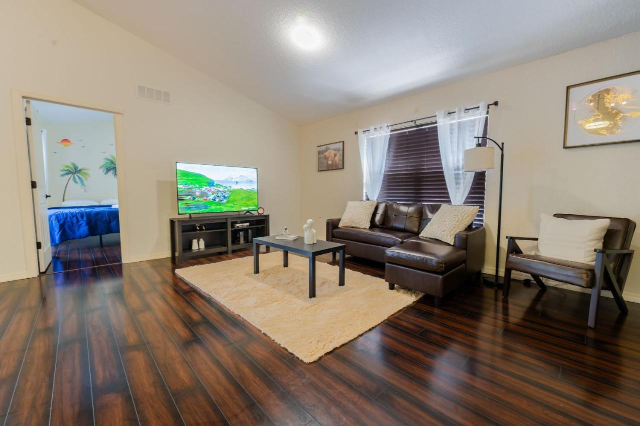 Home In Davenport Cheerful 4-Bedroom With Pool Kültér fotó